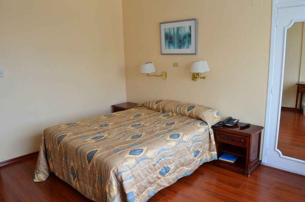 Hotel Tambo Real Кито Экстерьер фото