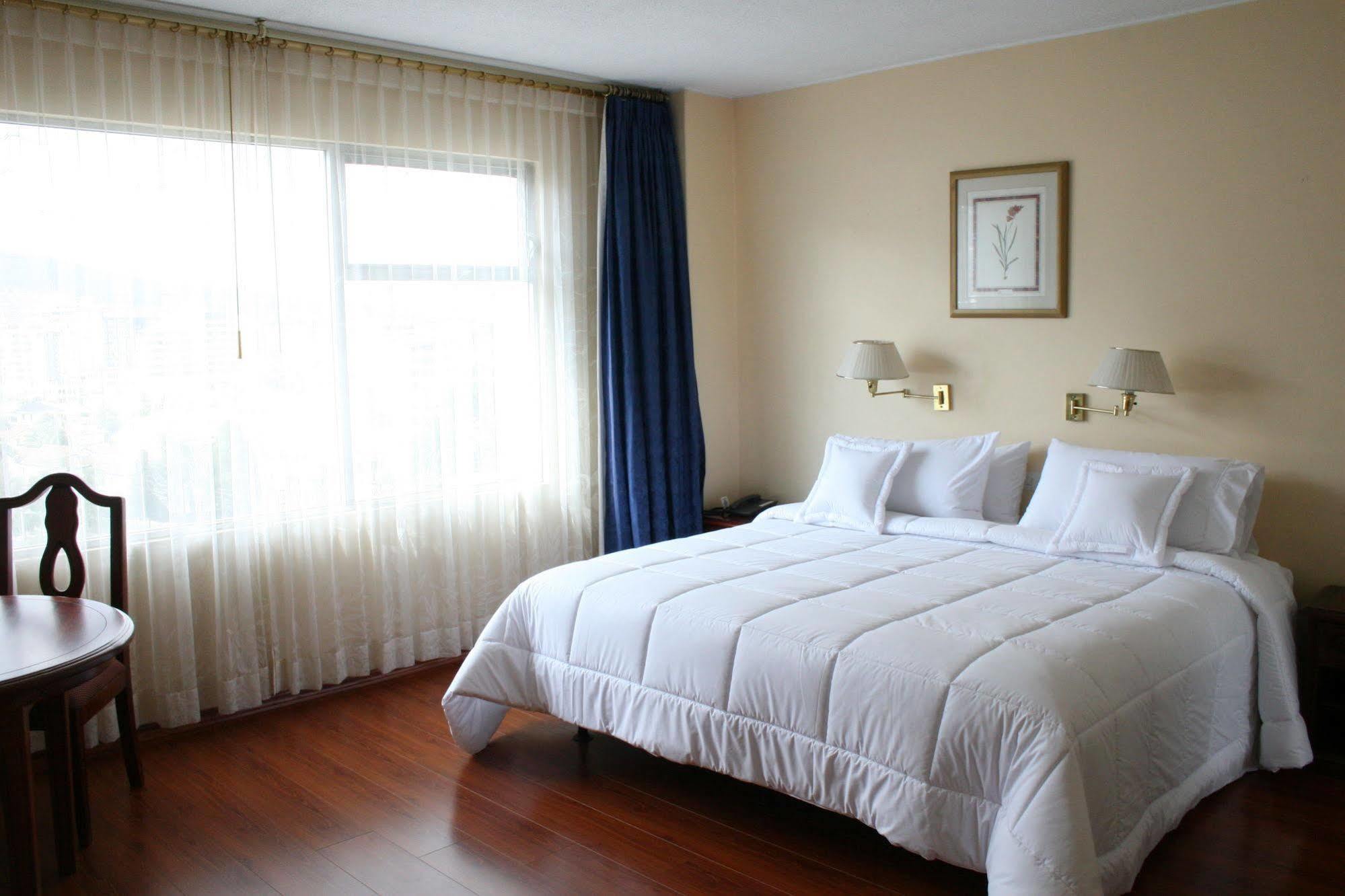 Hotel Tambo Real Кито Экстерьер фото