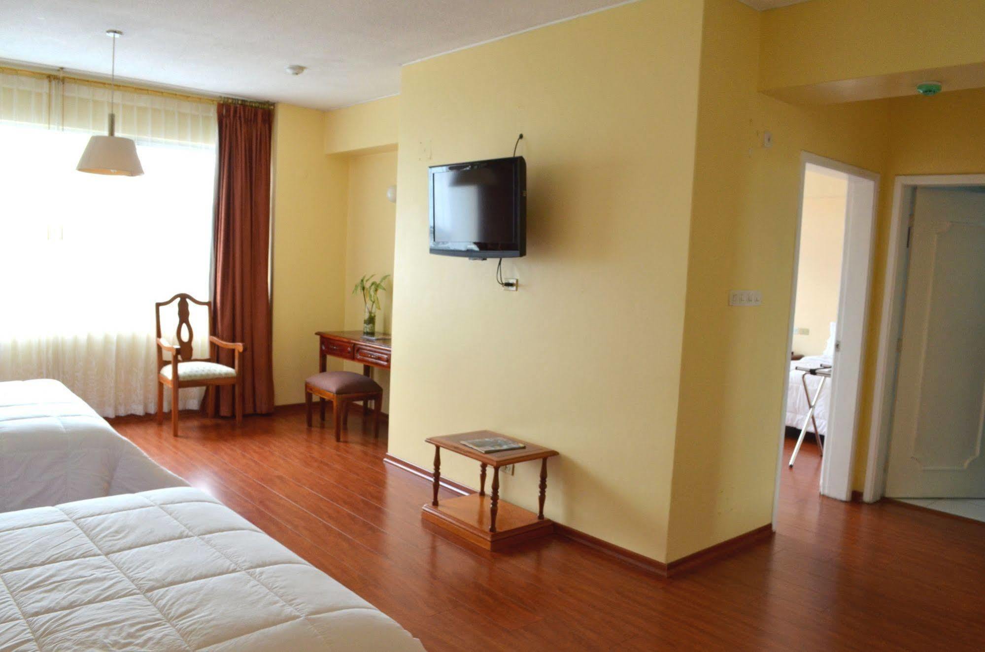 Hotel Tambo Real Кито Экстерьер фото